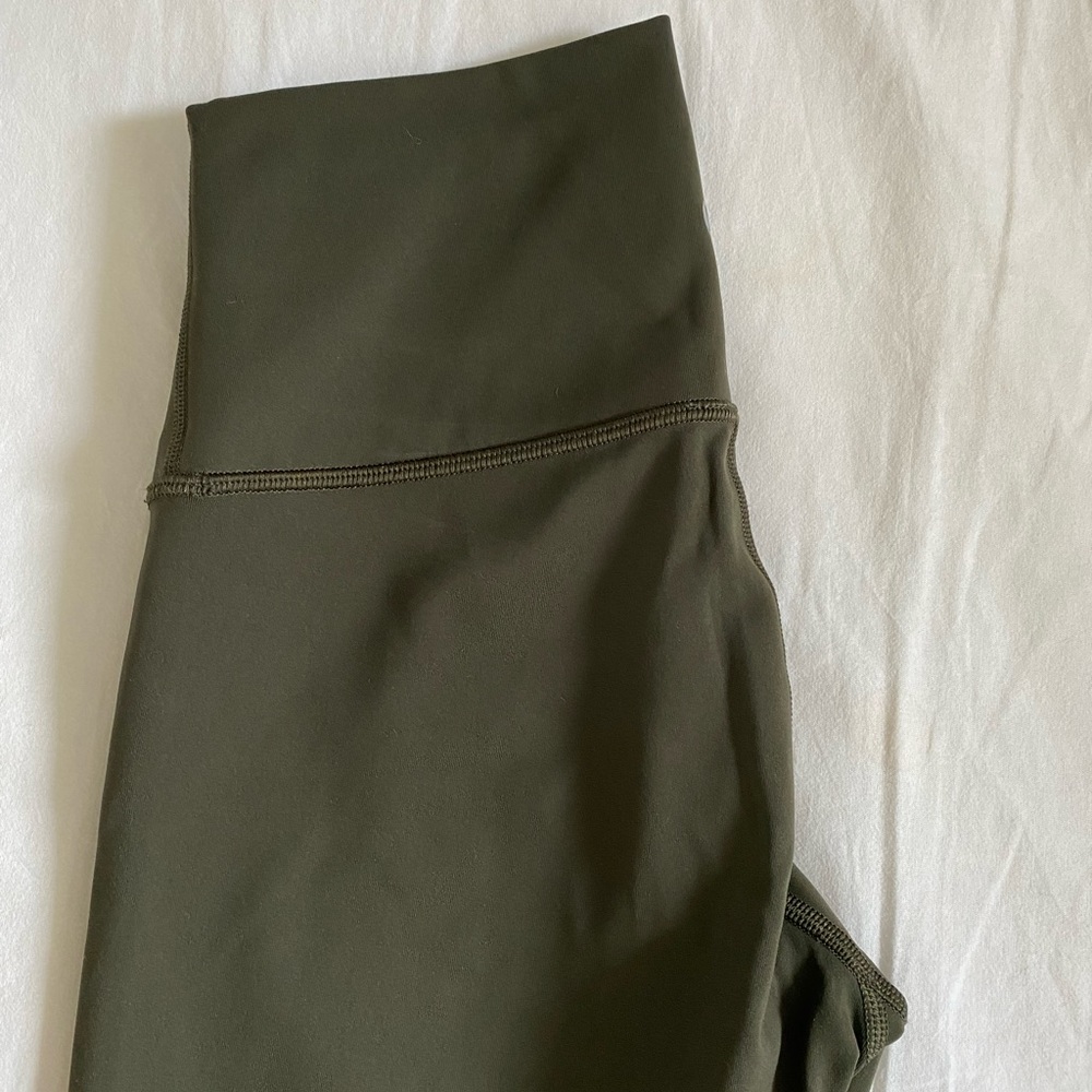 Lululemon Leggings - Picture 5 of 7